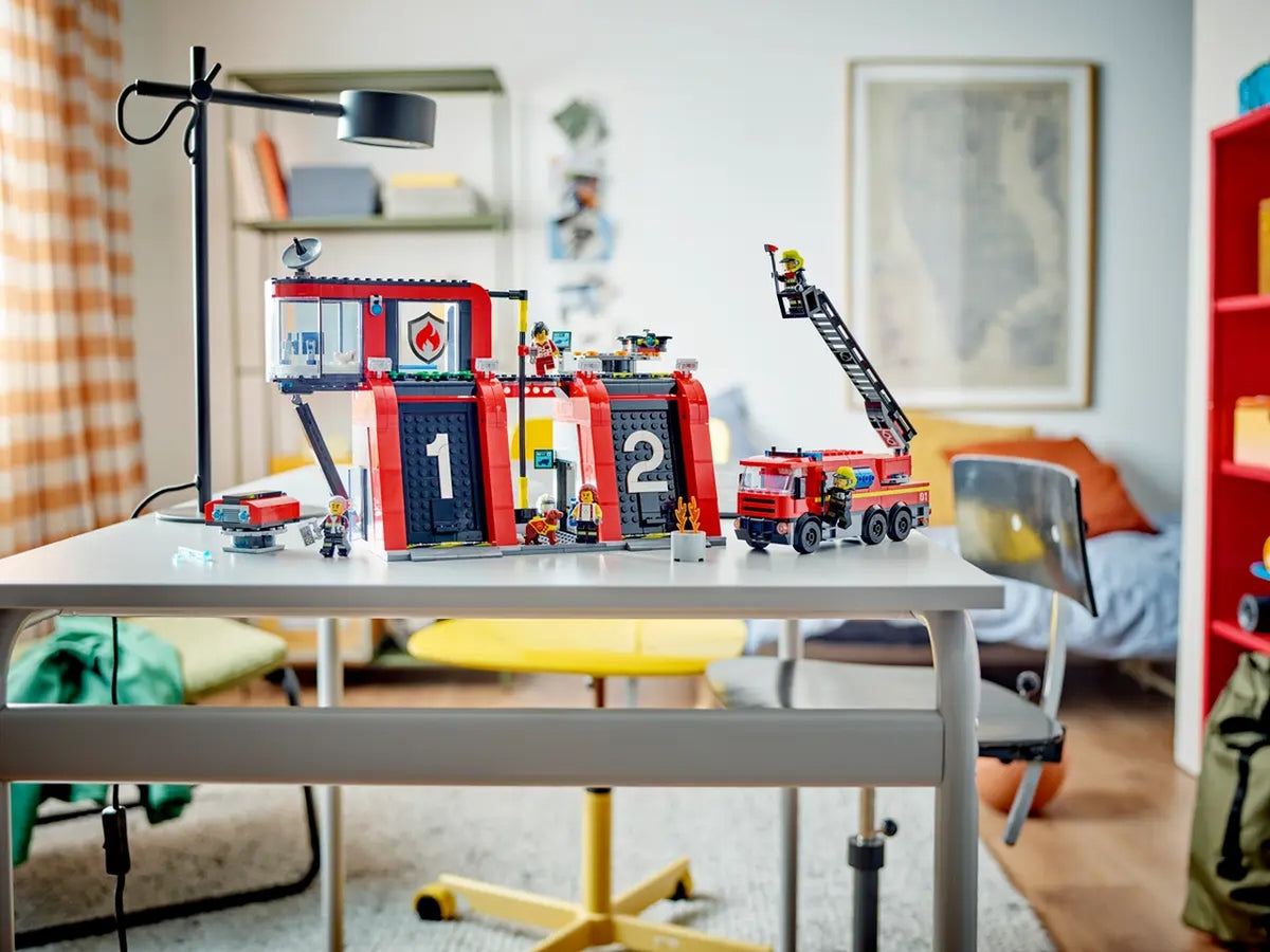 Lego city fire caserma dei pompieri e autopompa
