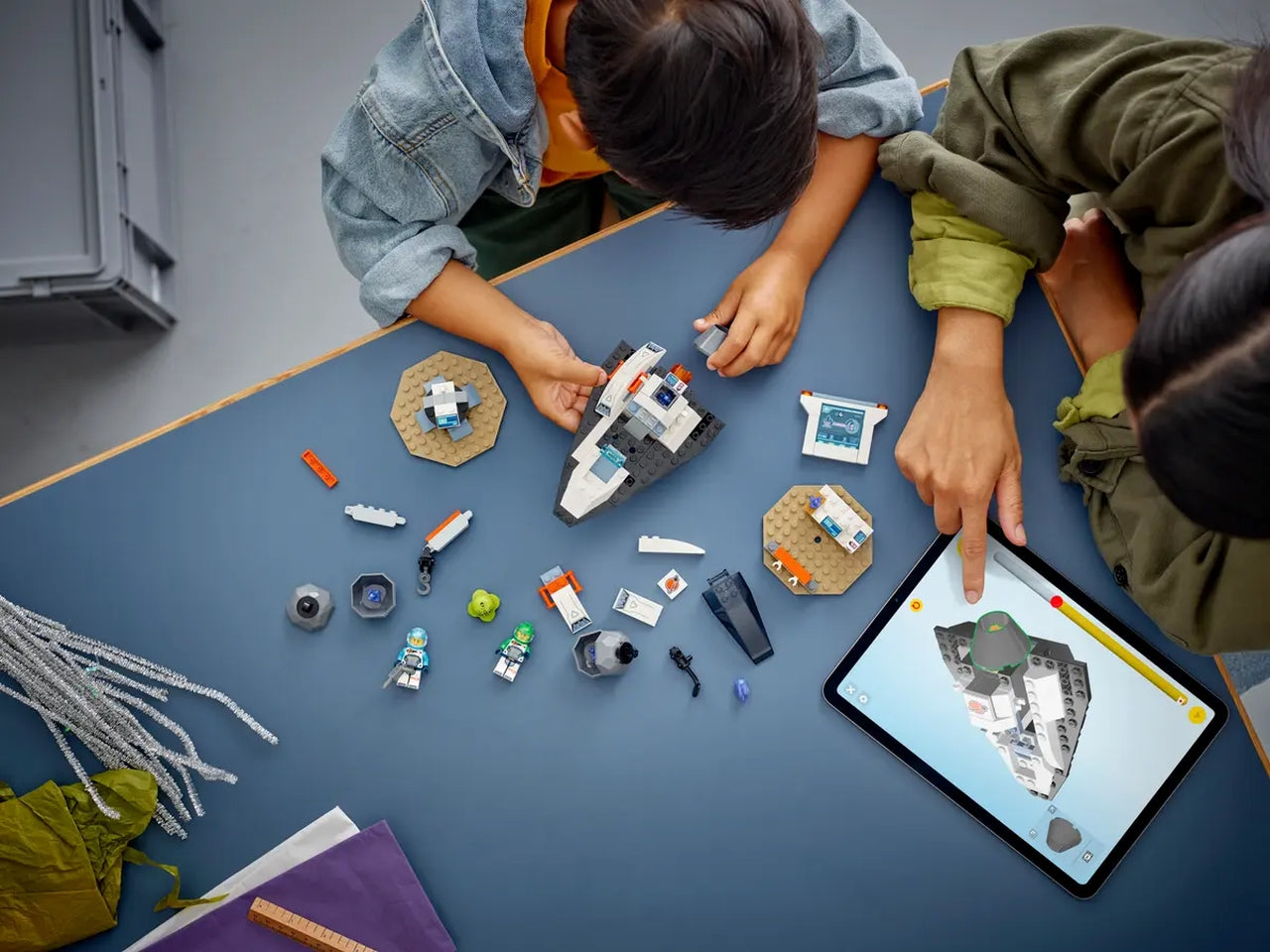 Lego city space navetta spaziale e scoperta di asteroidi