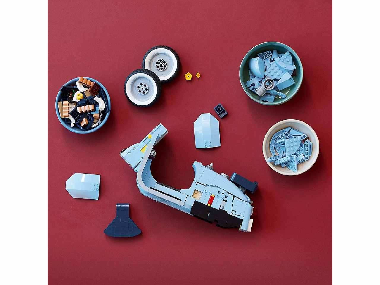 Lego Icons Vespa 125 10298