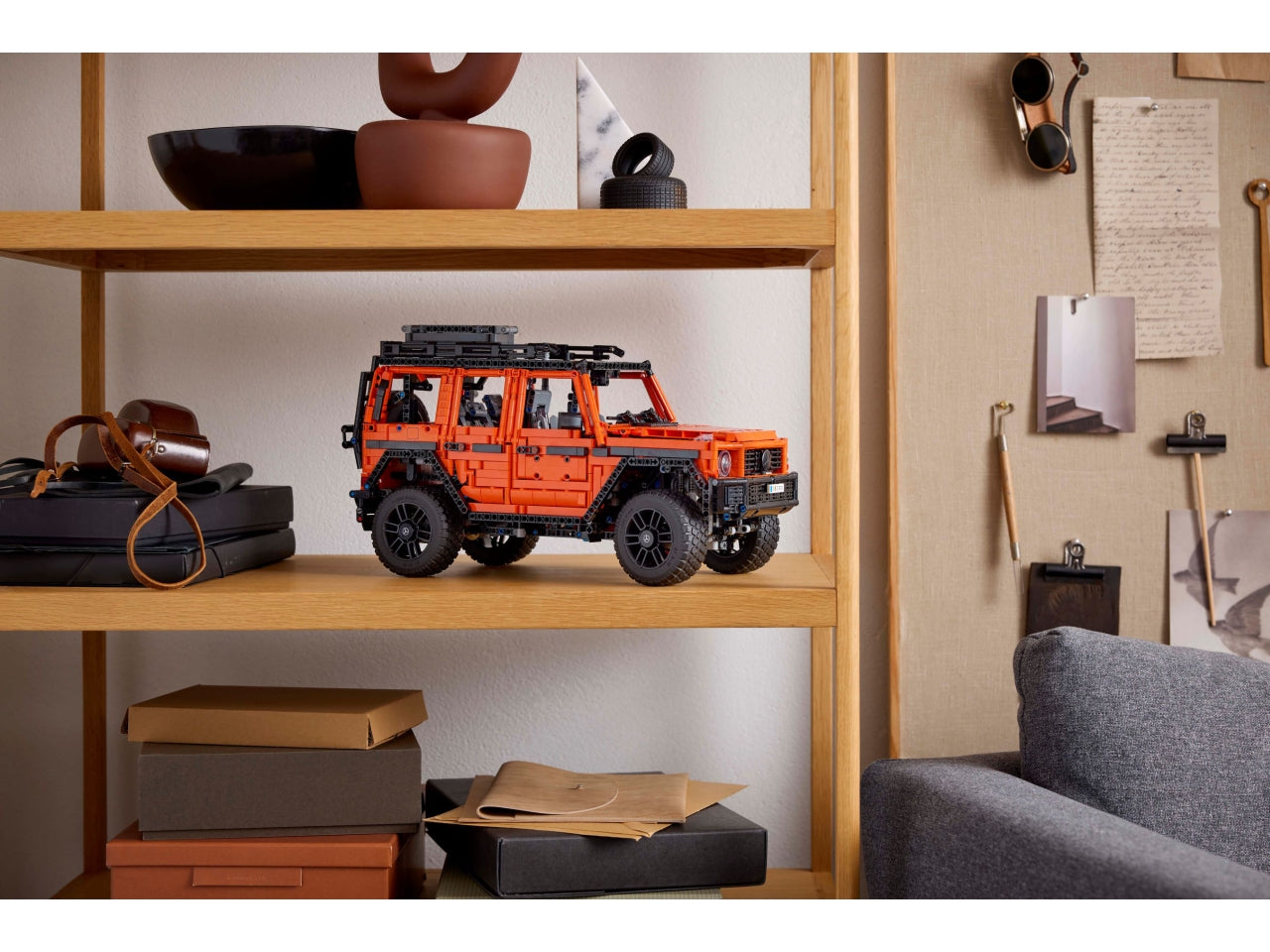 LEGO Technic - Mercedes-Benz G 500 PROFESSIONAL Line, Modellino di Auto Fuoristrada da Costruire per Adulti, Veicolo 4X4 Classe G da Esposizione Ricco di Dettagli, Regalo Collezione per Lui o Lei 42177