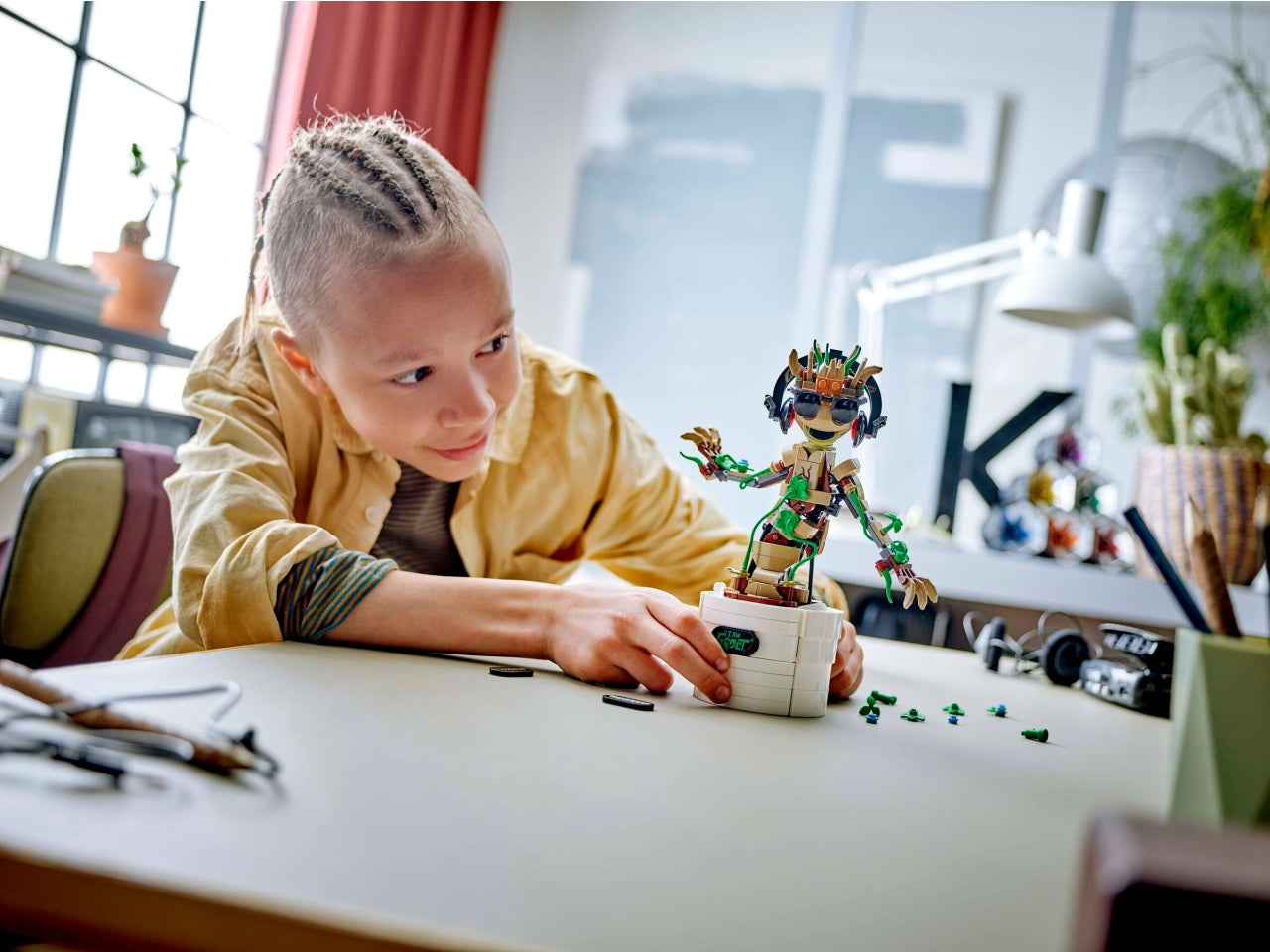 LEGO Marvel - Giocattolo animato di Groot costruibile per bambini: Groot ballerino è un regalo interattivo per i bambini e le bambine dai 10 anni in su 76297