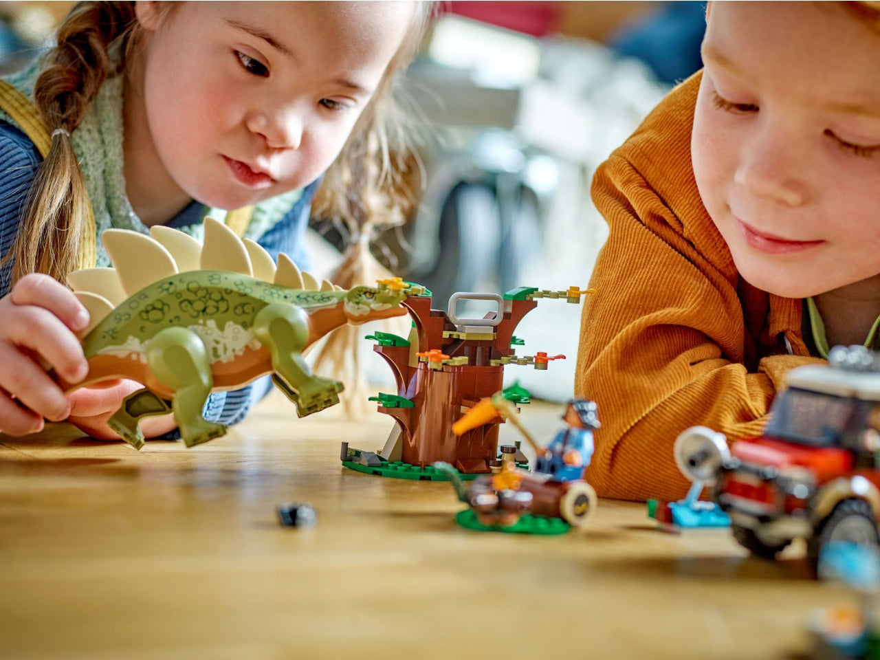 LEGO Jurassic World - Set con stegosauro giocattolo: delizia i fan dei dinosauri di 6+ anni con questo dettagliato set Missione dinosauro 76965