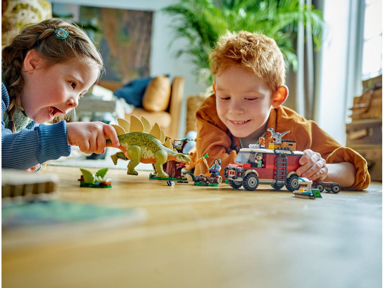 LEGO Jurassic World - Set con stegosauro giocattolo: delizia i fan dei dinosauri di 6+ anni con questo dettagliato set Missione dinosauro 76965
