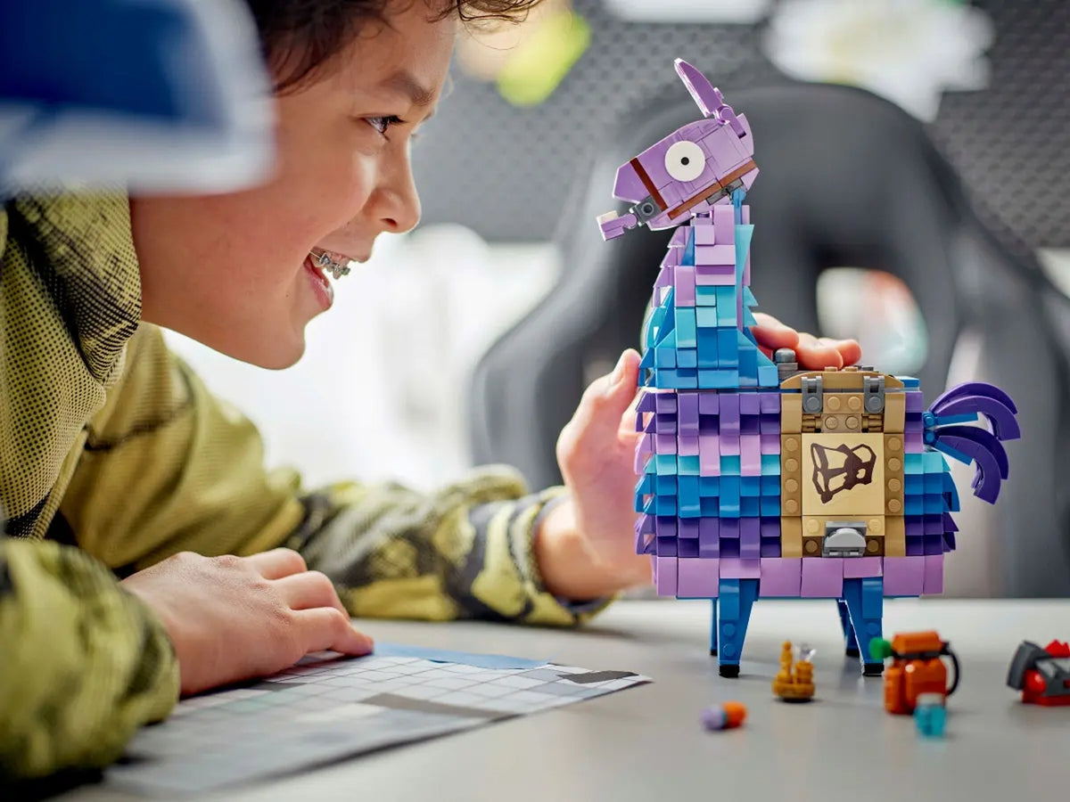 Lego Fortnite lama delle scorte 691 pezzi per età 12+ 77071