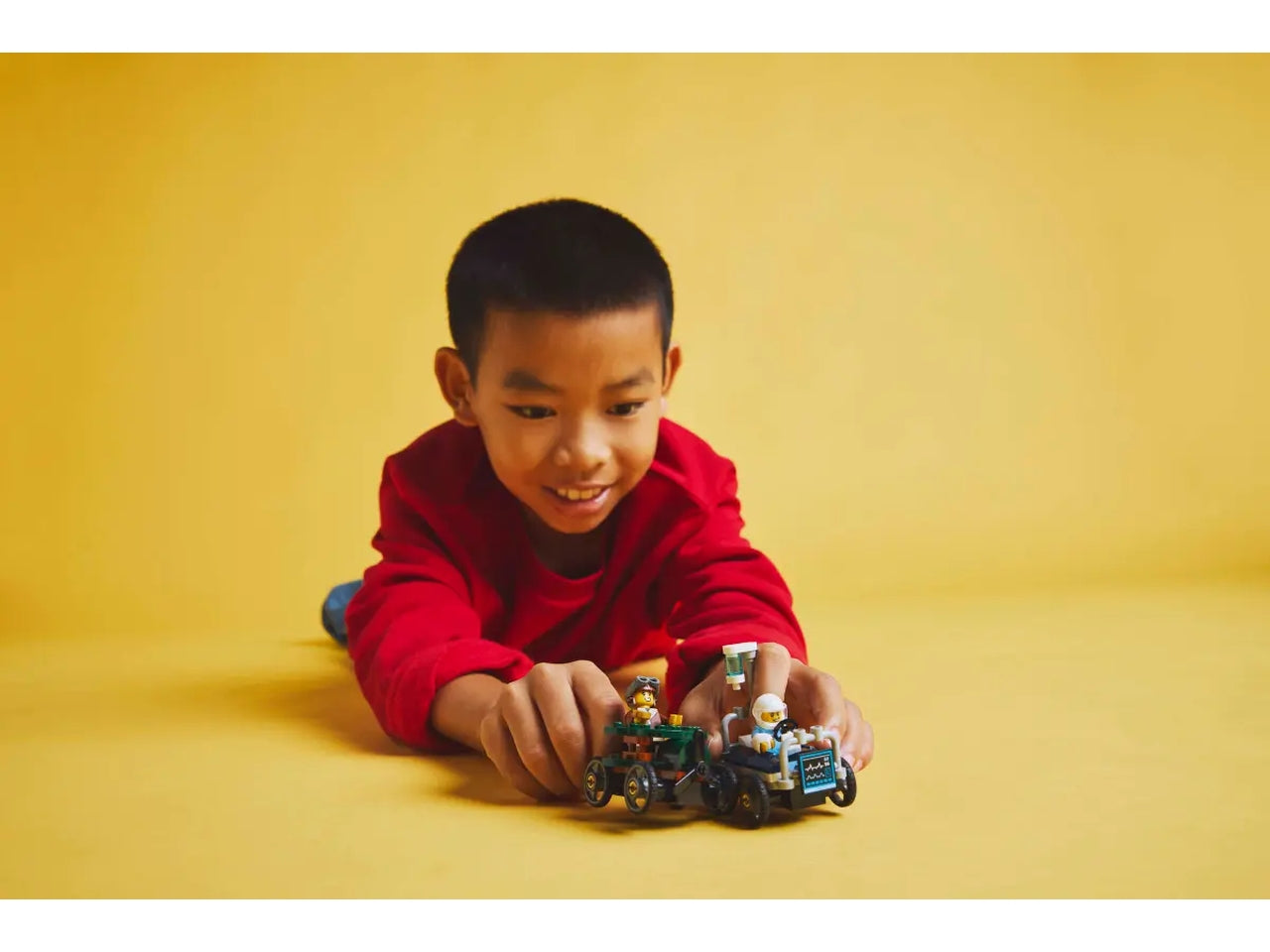 Lego City great vehicles pack veicoli da corsa: aereo contro letto dâospedale 70 pezzi per età 5+ 60459