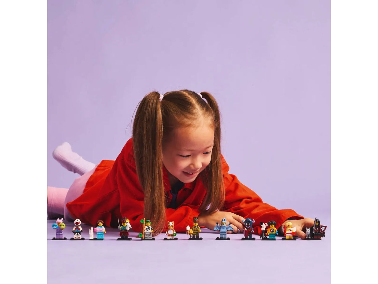 Lego Minifigures serie 27 pezzi per età 5+ 71048