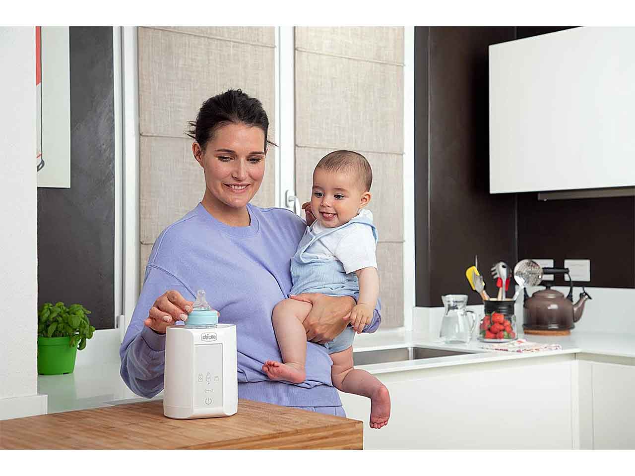 Chicco Scaldabiberon Portatile Da Viaggio Scaldapappa con Tre Programmi e Spegnimento Automatico Bianco