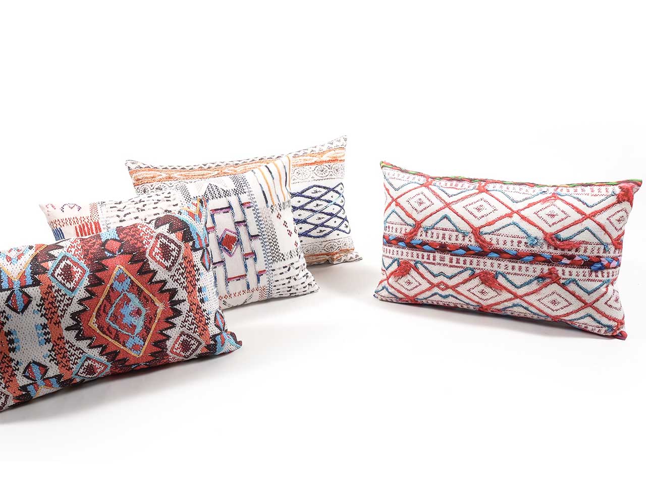 Cuscino linea geometric fantasy misura 30x50cm con fantasie assortite