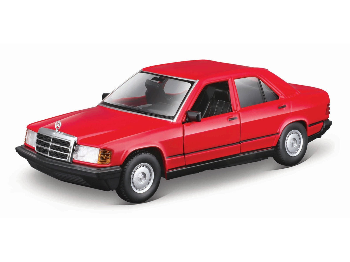 Auto scala 1:24 modelli assortiti $