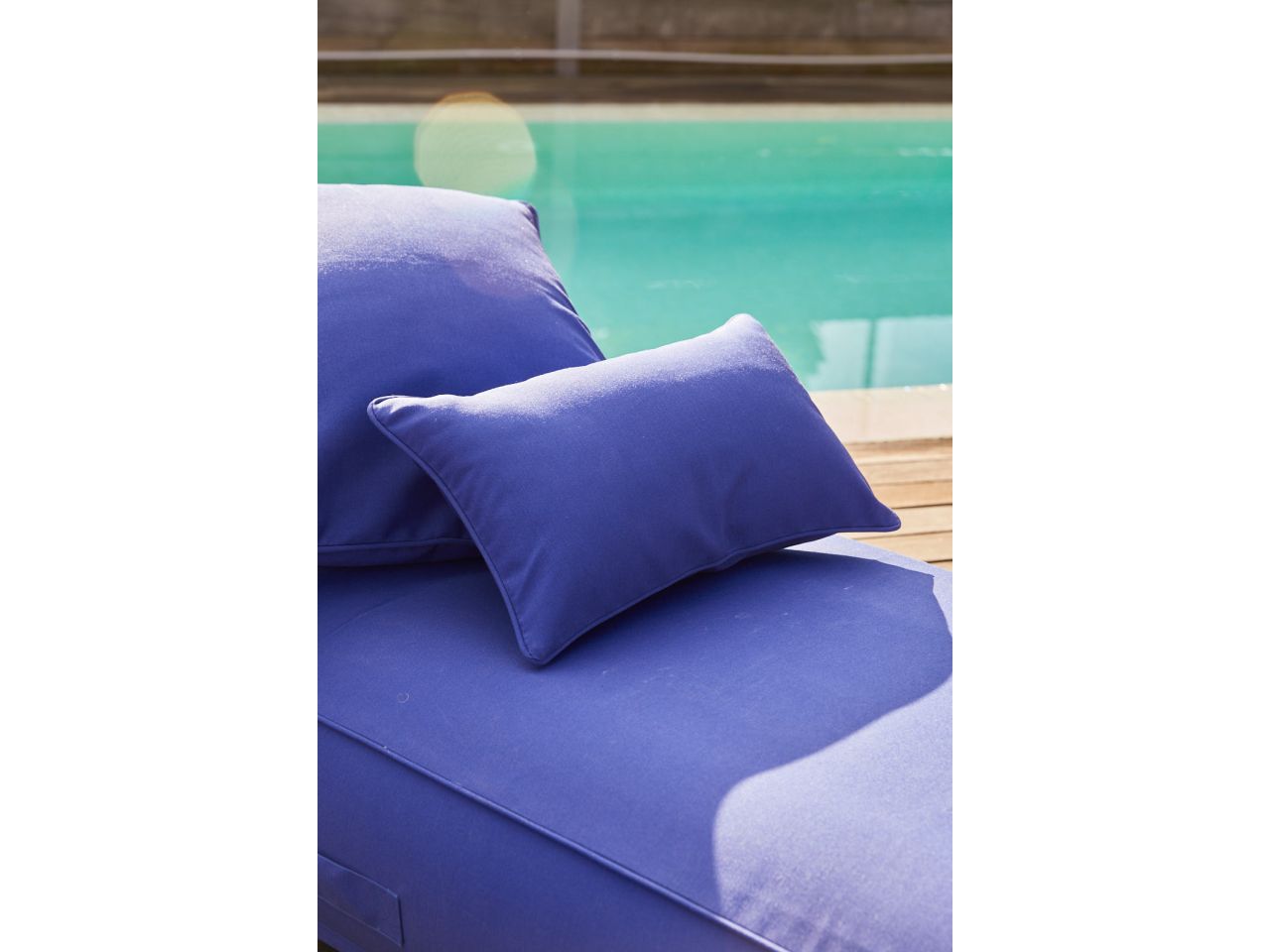 Cuscino nuvola 30x60cm colore blu