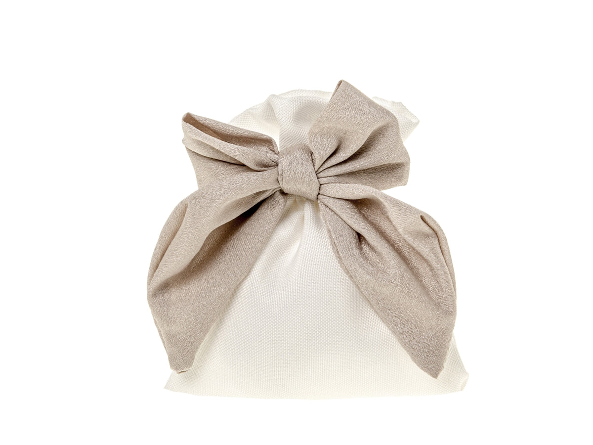 Brillo fiocco bag misura 10x12cm colore beige