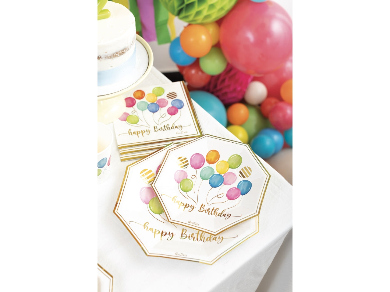 Piatti birthday ballonos 20cm - la confezione contiene 8 piatti