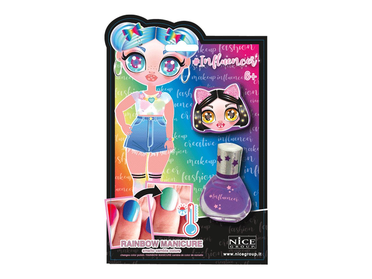 Influencer nail polishes change color