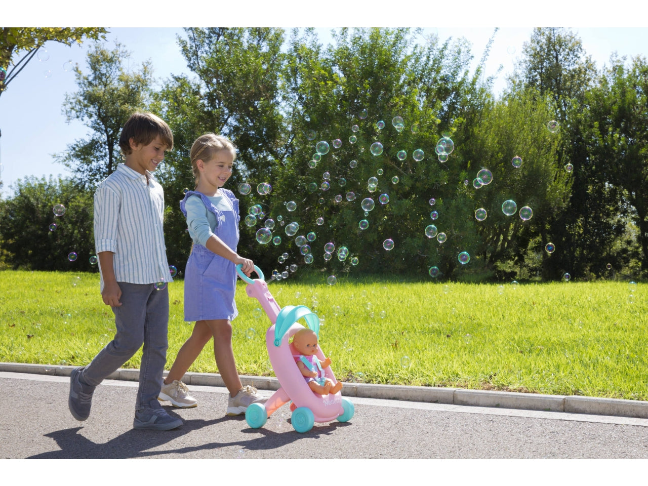Nenuco Bubbles Trolley - Set con Accessori, Multicolor, Età 2+, Famosa $