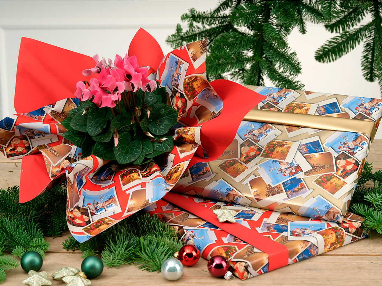 Bobine perlate 40my decorazione xmas polaroid fondo rosso misura 1,00x25mt