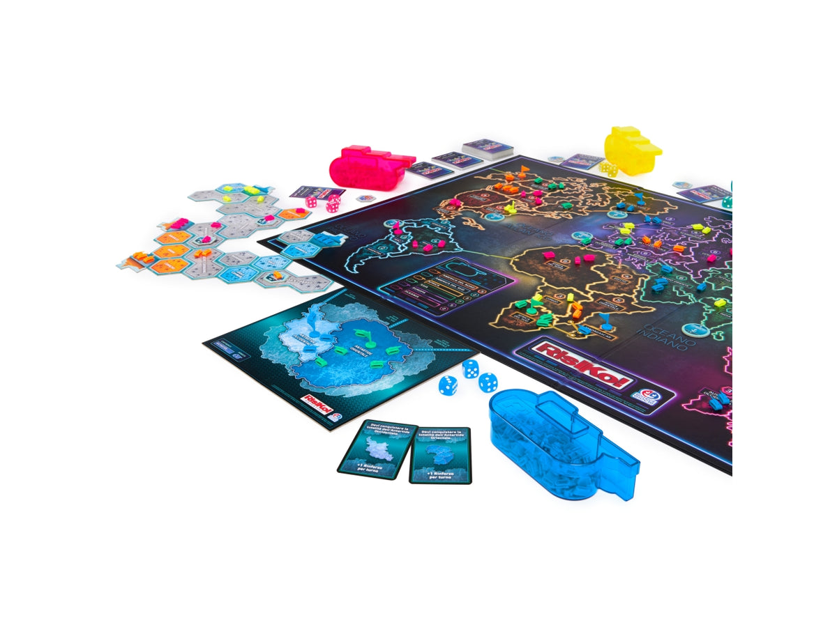 Risiko! Deluxe: Gioco da Tavolo Strategico, Carta e Plastica, Multicolore, Età 10+, Plancia Extra Large, Obiettivi Segreti - Spin Master
