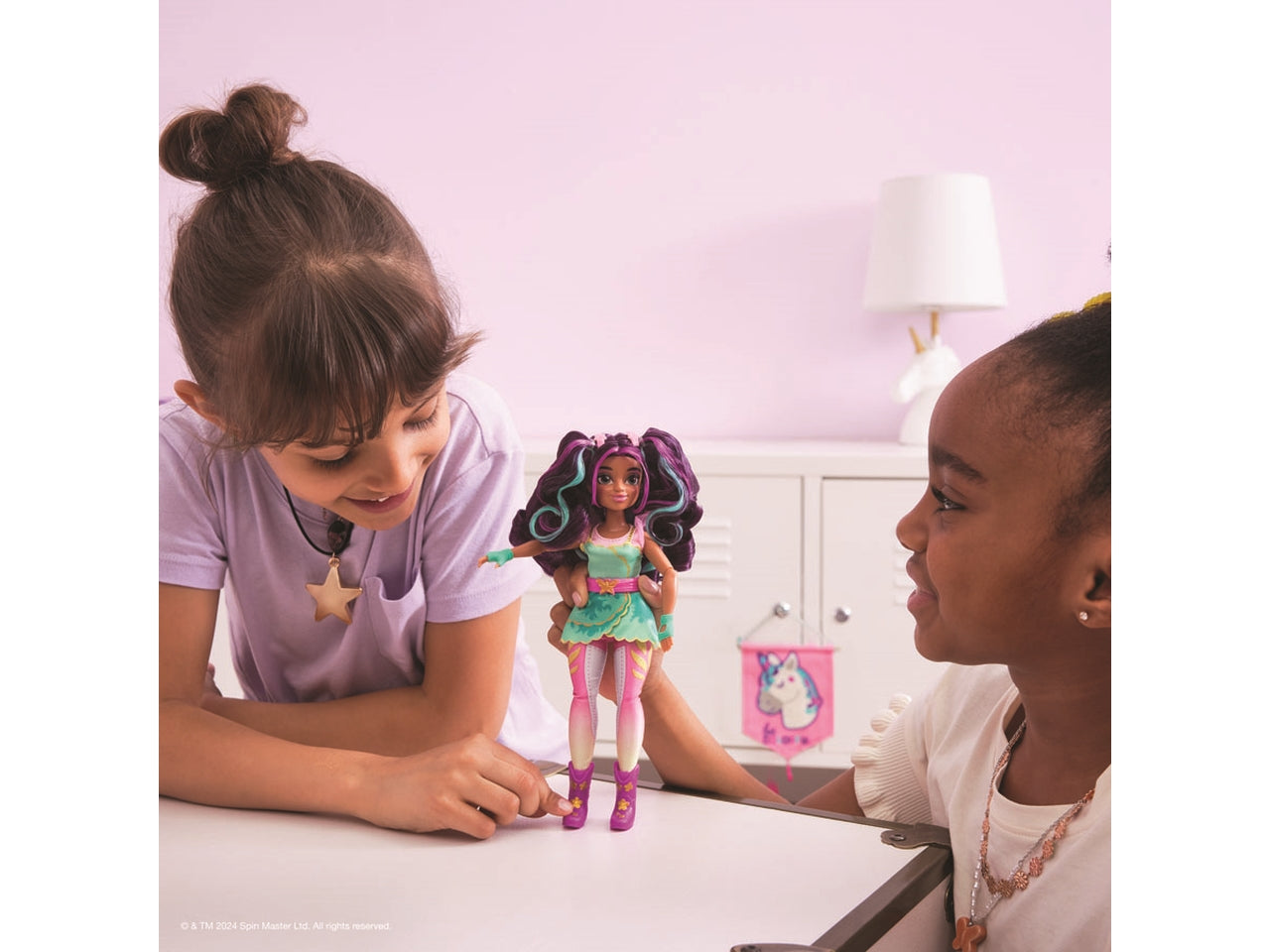 Unicorn academy fashion doll ava | Spin Master