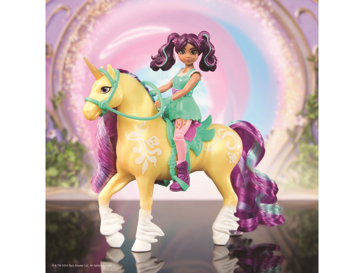 Unicorn academy small doll ava & leaf | Spin Master $