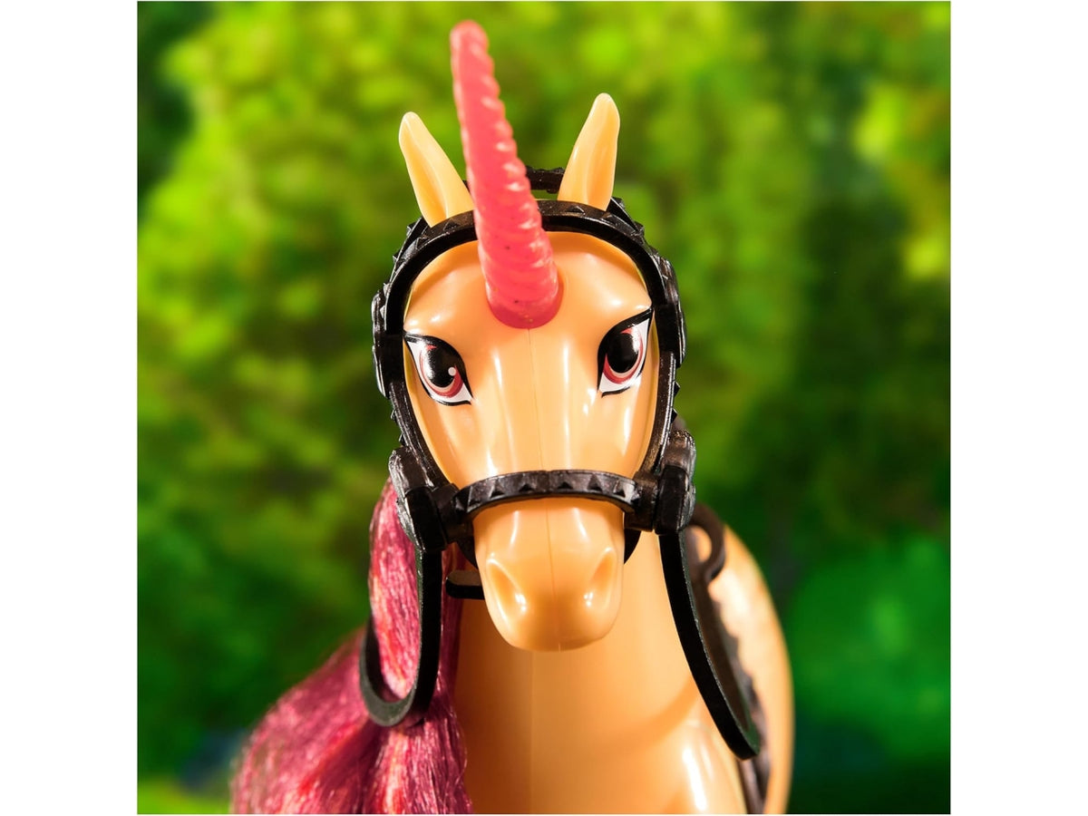 Unicorn academy fashion doll unicorn cinder | Spin Master $