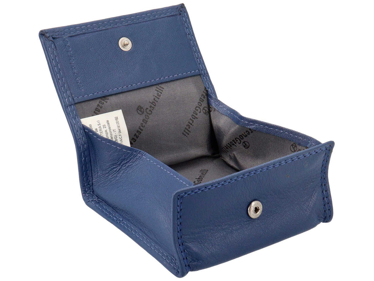 Portamonete uomo in pelle blu con chiusura a bottone e logo a rilievo - 9x9x1,5 cm - Nazareno Gabrielli