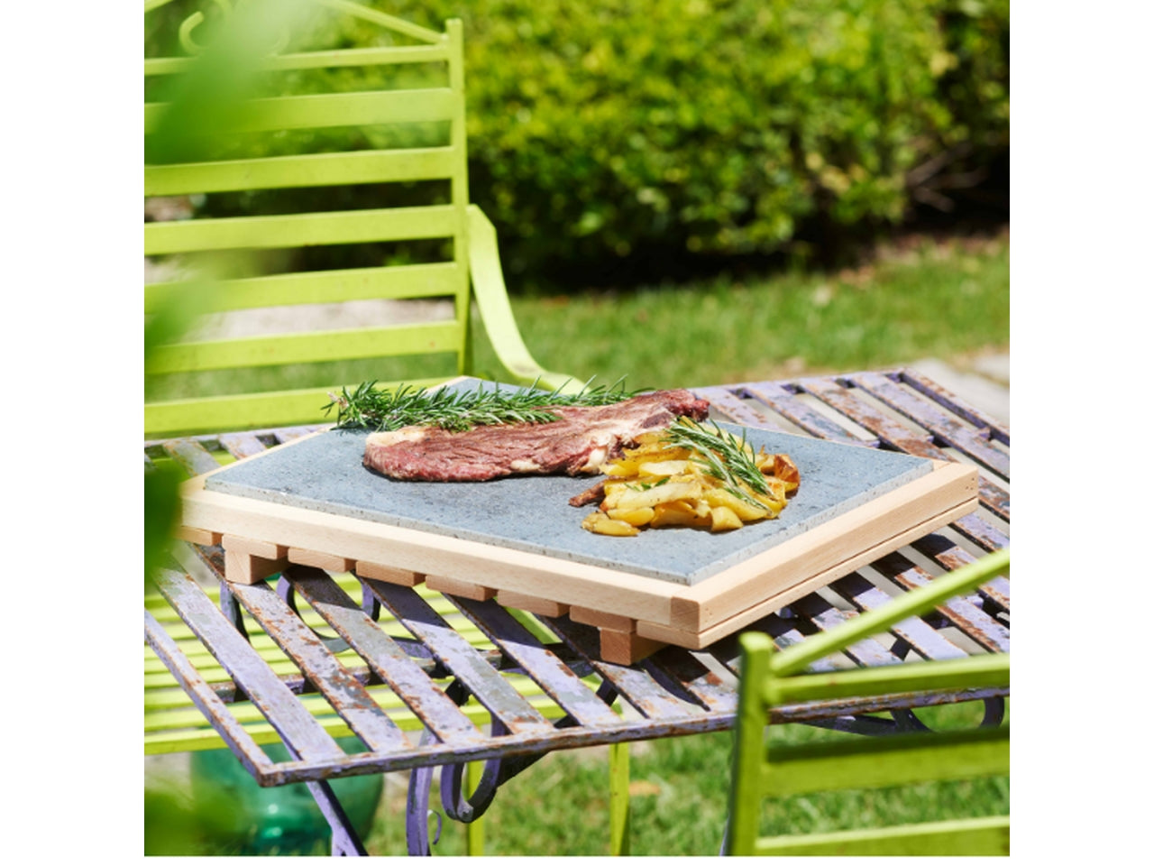 Bistecchiera pietra lavica con supporto in legno faggio rettangolare grigio scuro e naturale 42,5x34x6 cm made in Italy - Mottinox