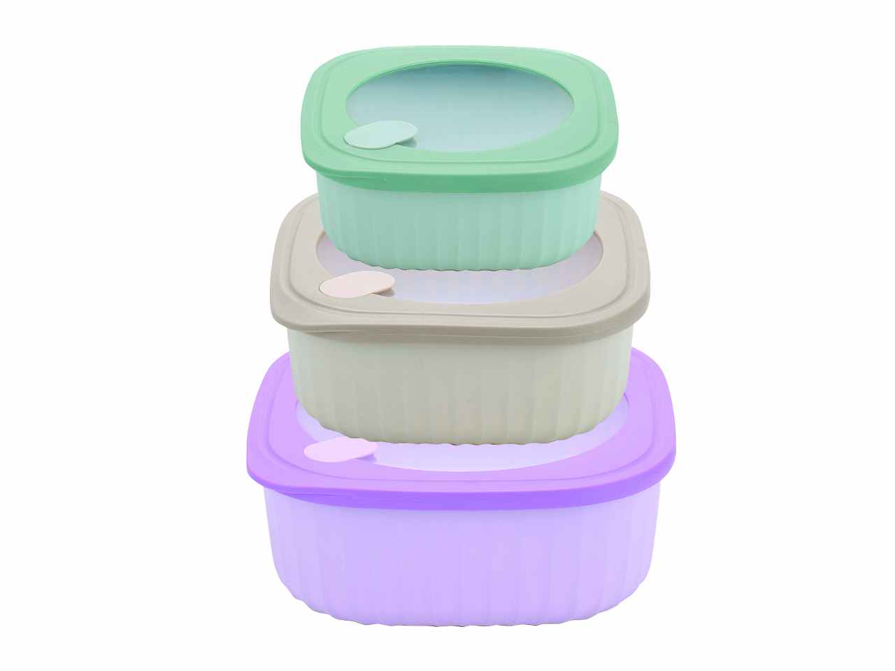 Contenitori con coperchi in colori assortiti, forme quadrate 18x18x7,3cm - 15,3x15,3x6,4cm - 12,6x12,6x5,5cm - il set comprende 3 contenitori e 3 coperchi