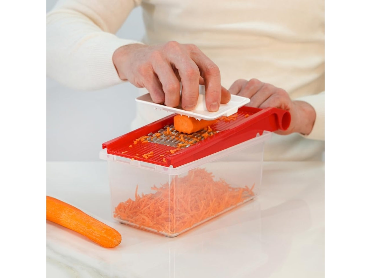 Affettaverdure magic grater con box e quattro inserti intercambiabili
