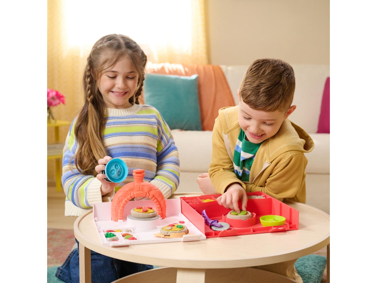 Kinetic sand playset squish pizza