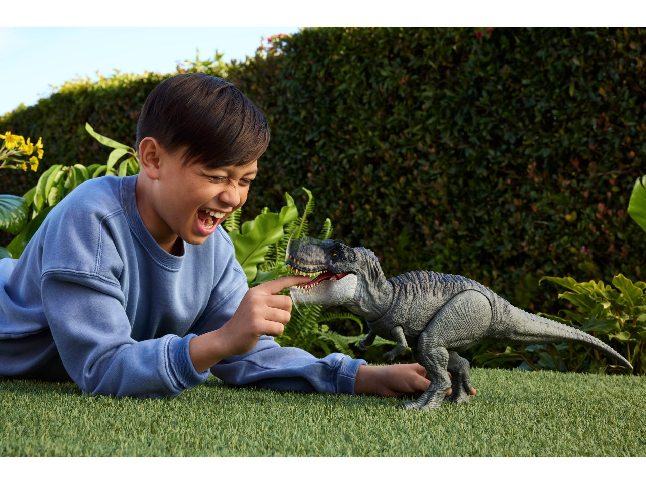 Jurassic world feature dino