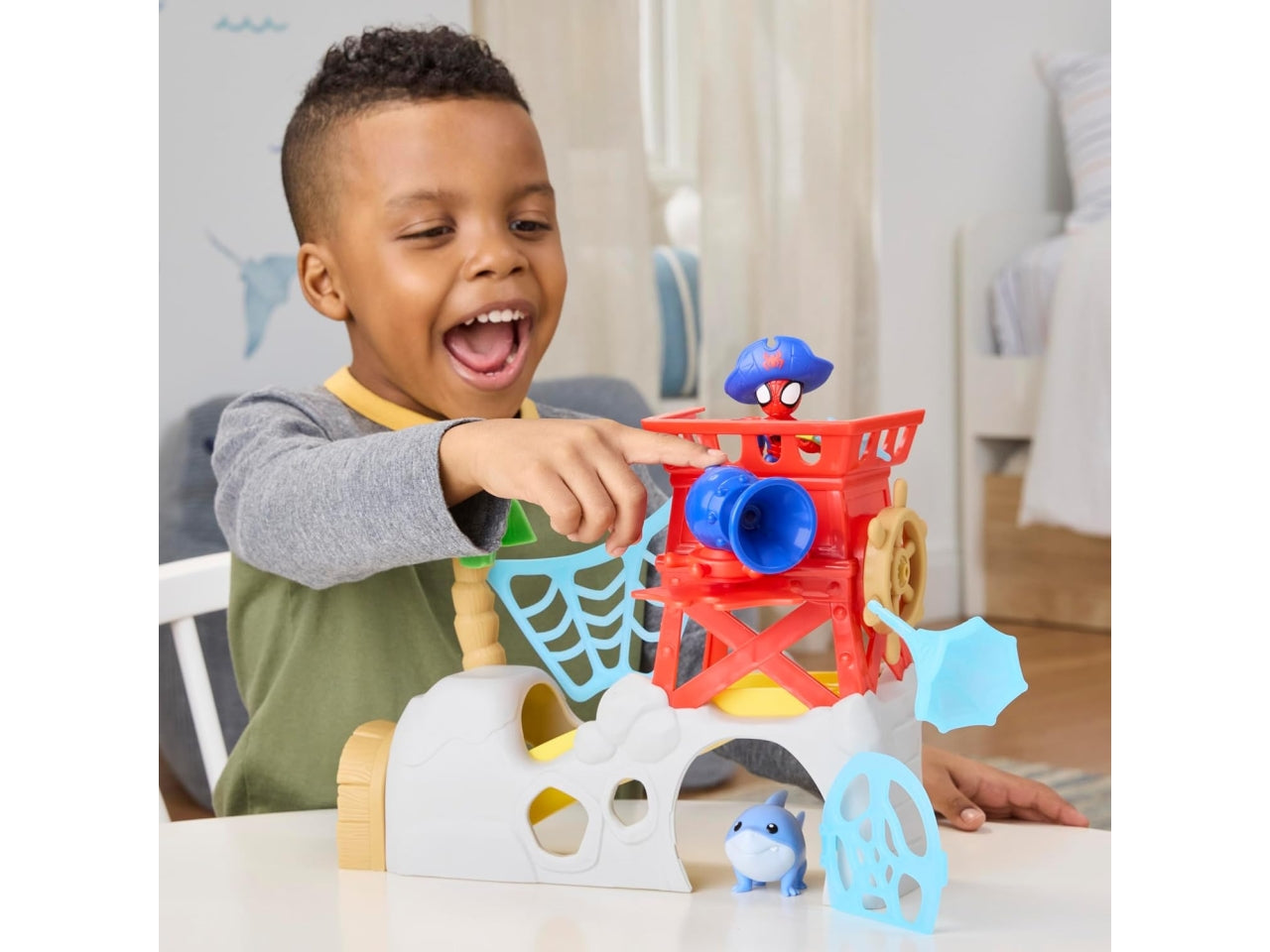 Spidey water web playset isola dei pirati