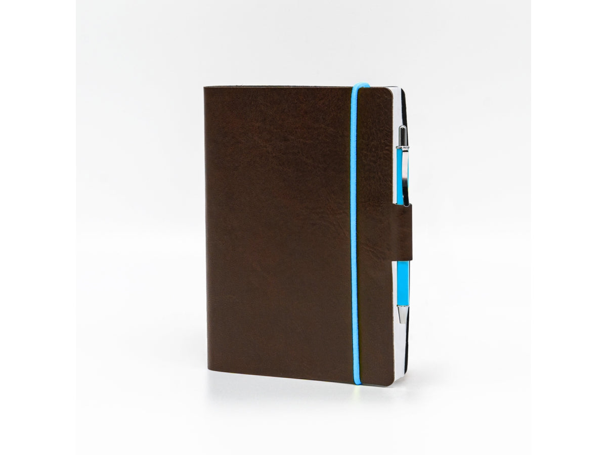 Agenda blueband 2026 12x17cm con elastico in similpelle marrone $