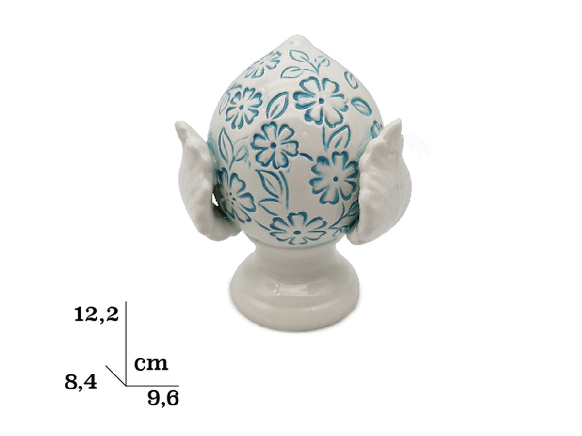 Pumo medio con fiori azzurri