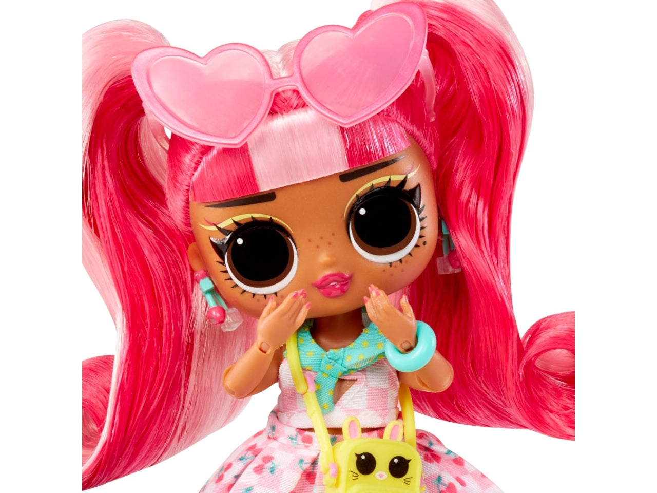 L.o.l. Surprise Tweens core doll cherry b.b. $