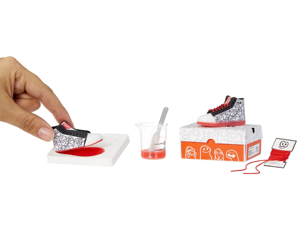 Mga's miniverse make it mini sneakers in pdq $