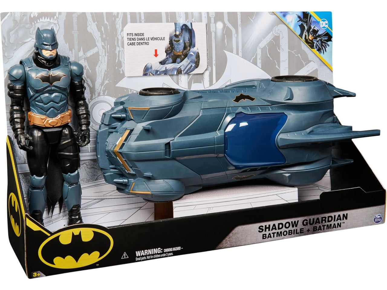 Batman con shadow guardian batmobile