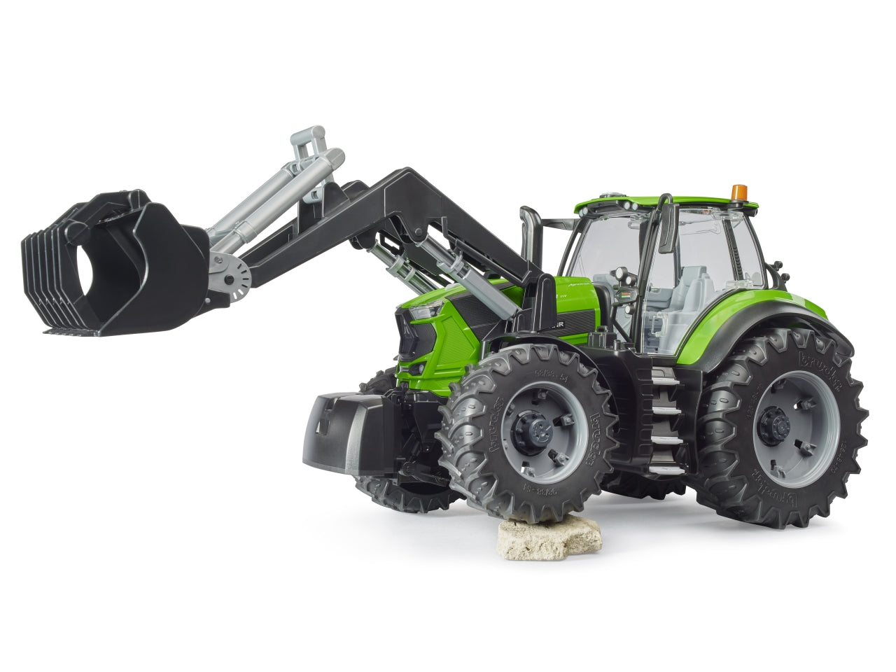 Trattore deutz 8280 ttv con benna