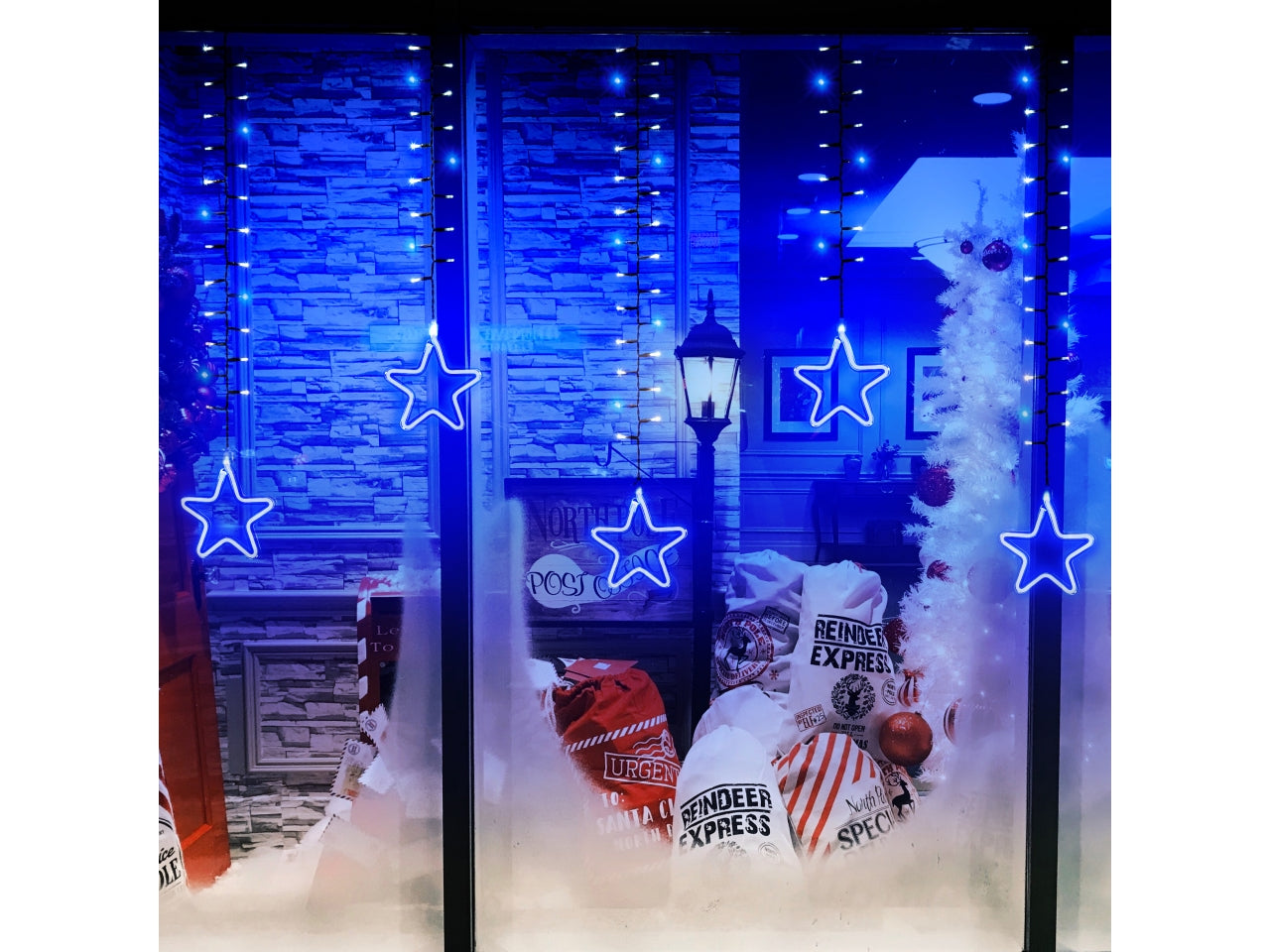 Tenda luci Ice cluster light 360xh70cm con 936 led bianco freddo e 12 stelle blu neon, giochi di luce per uso interno/esterno