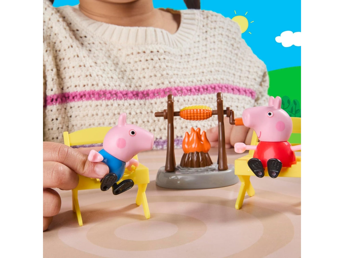 Peppa Pig three little piggies caravan