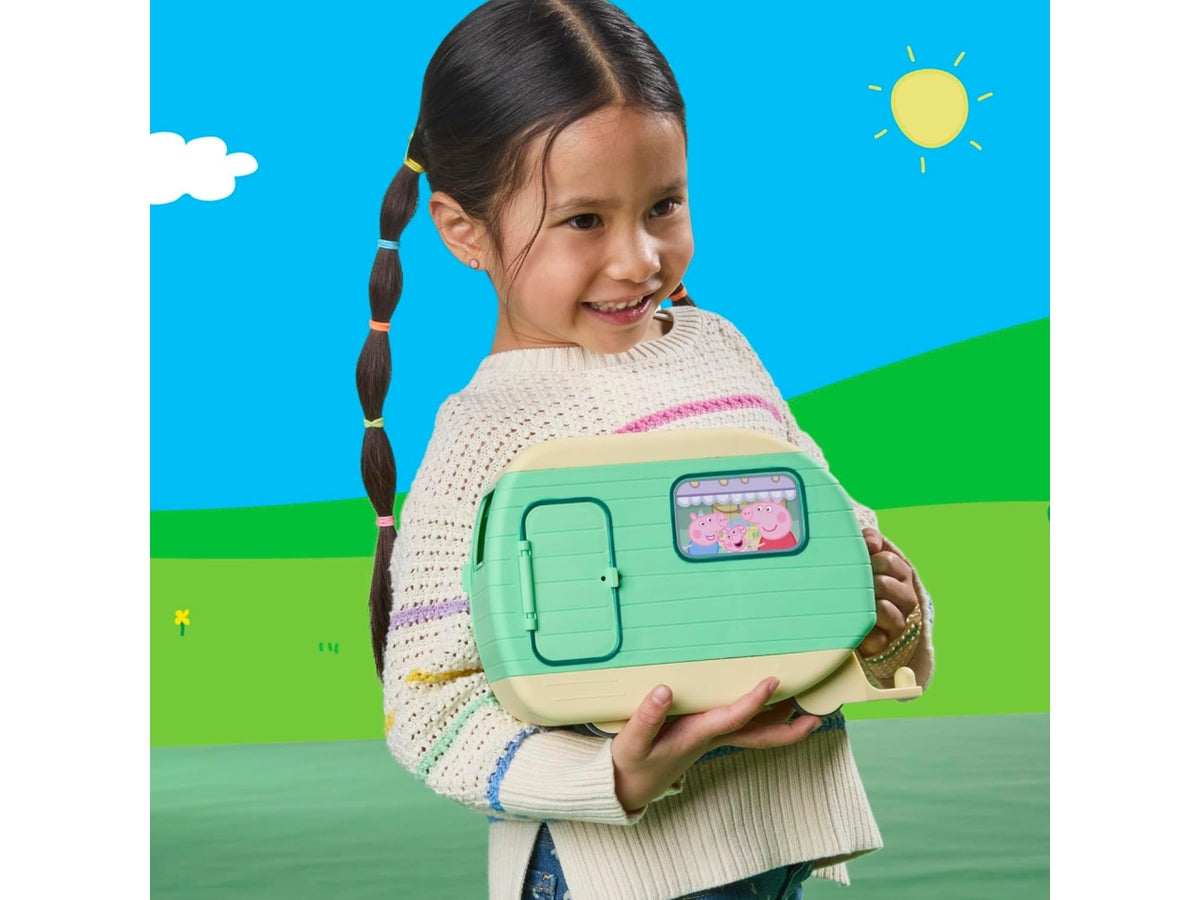 Peppa Pig three little piggies caravan