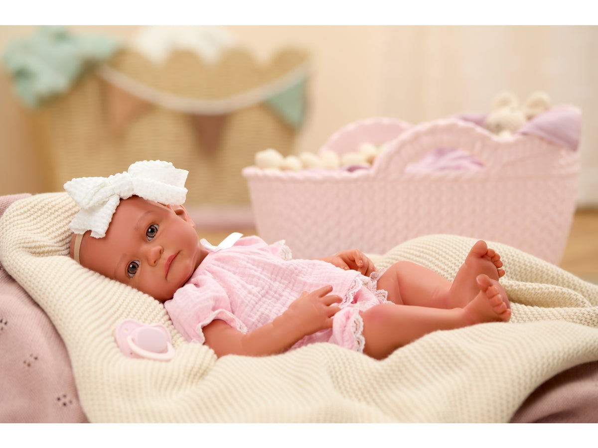 Baby born neoborn girl med/open