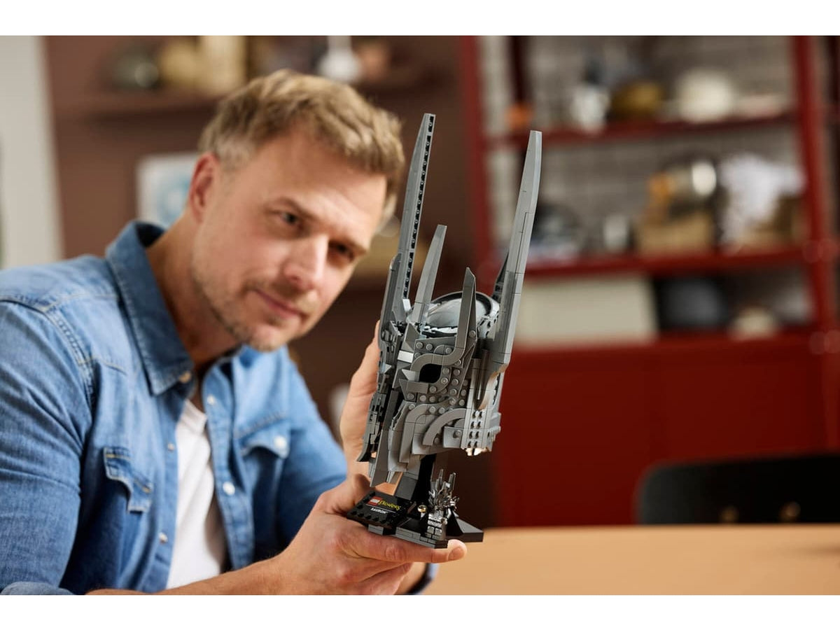 Lego elmo di Sauron il signore degli anelli