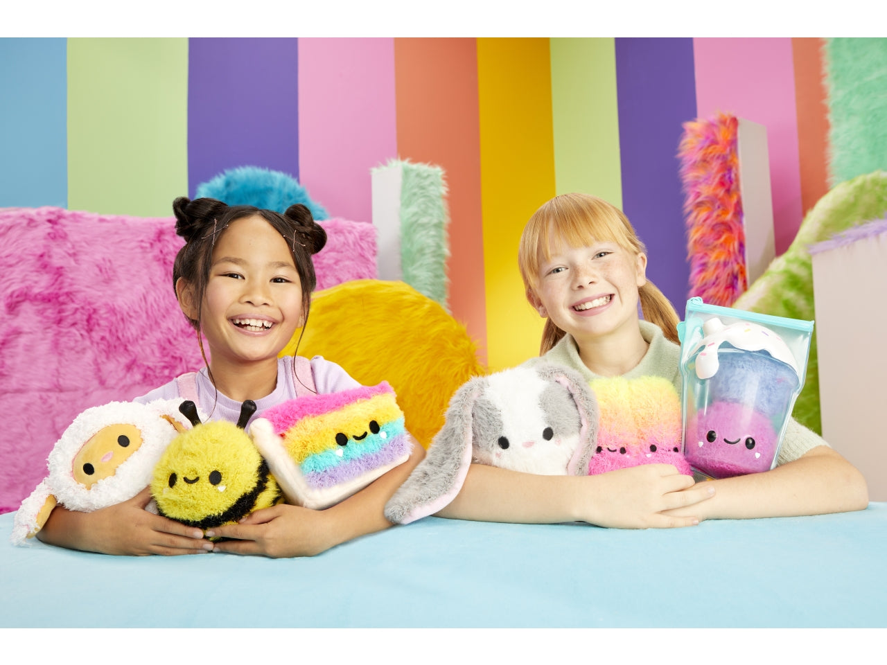 Fluffie Stuffiez Small Plush: Peluche Multicolor Super Coccolosi con Sorpresa, Gioco Unisex per Bambini 4+ | MGA Entertainment