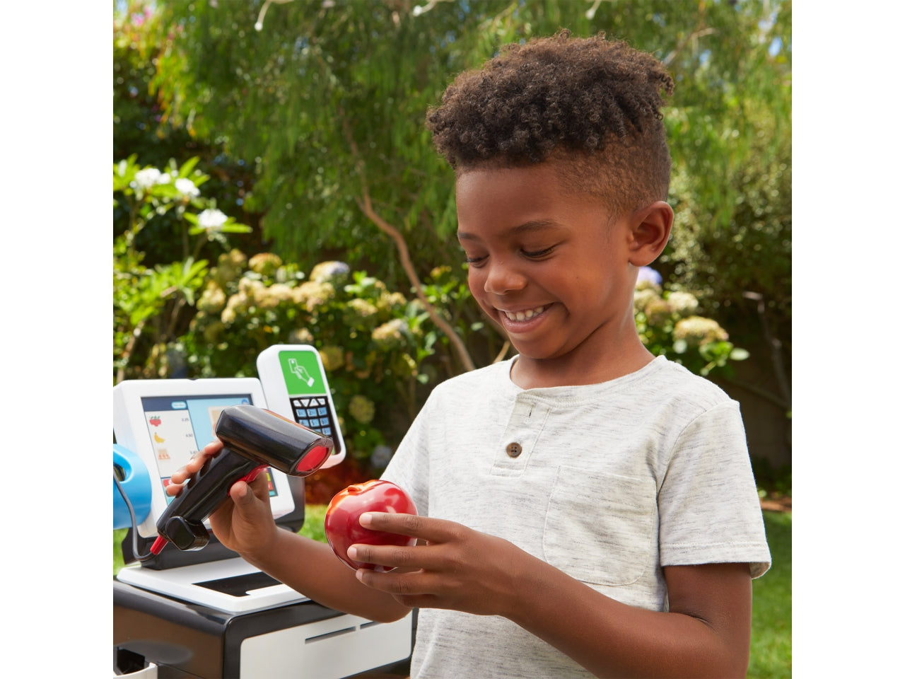 First self checkout stand registratore di cassa