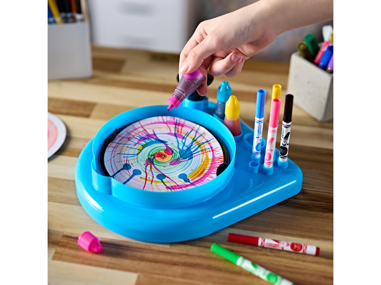 Spin & Spiral Art Station - Super Set Gira e Crea, Blu e Nero, Età 6+, Crayola