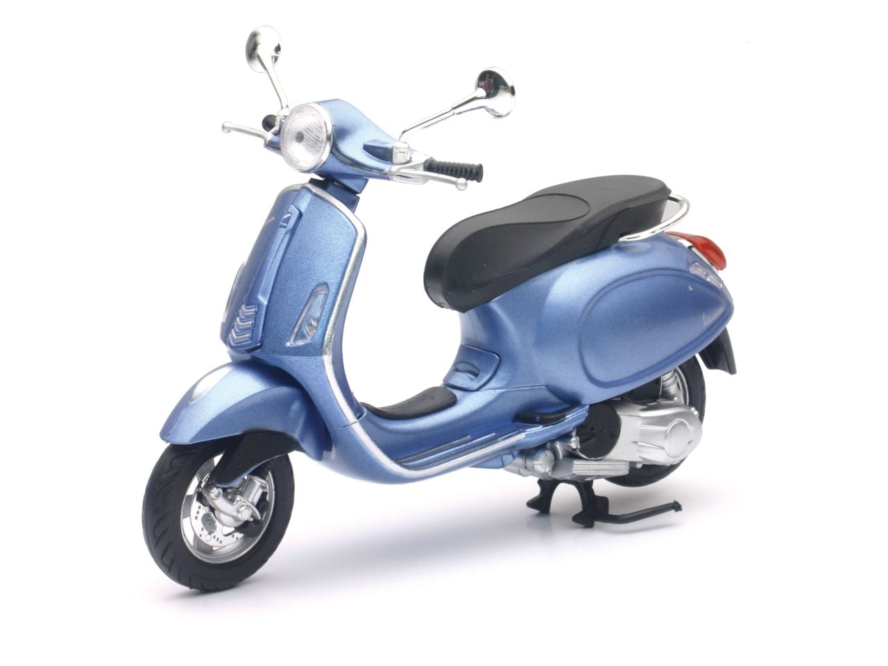 Vespa models in scala 1:12 in 12 assortimenti