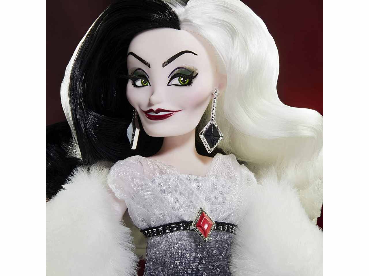 Disney princess villains style series crudelia de mon