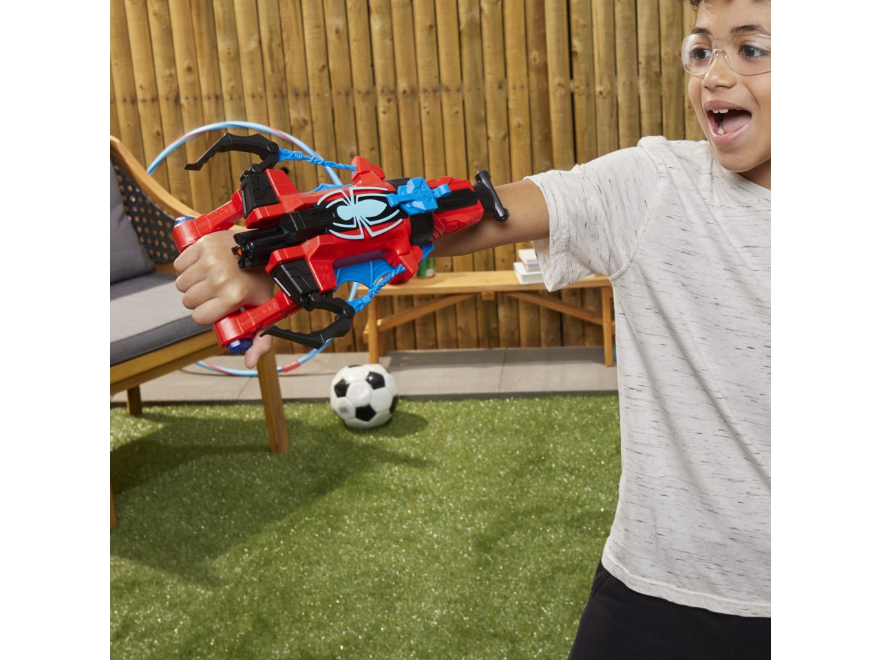 Spiderman strike n splash blaster