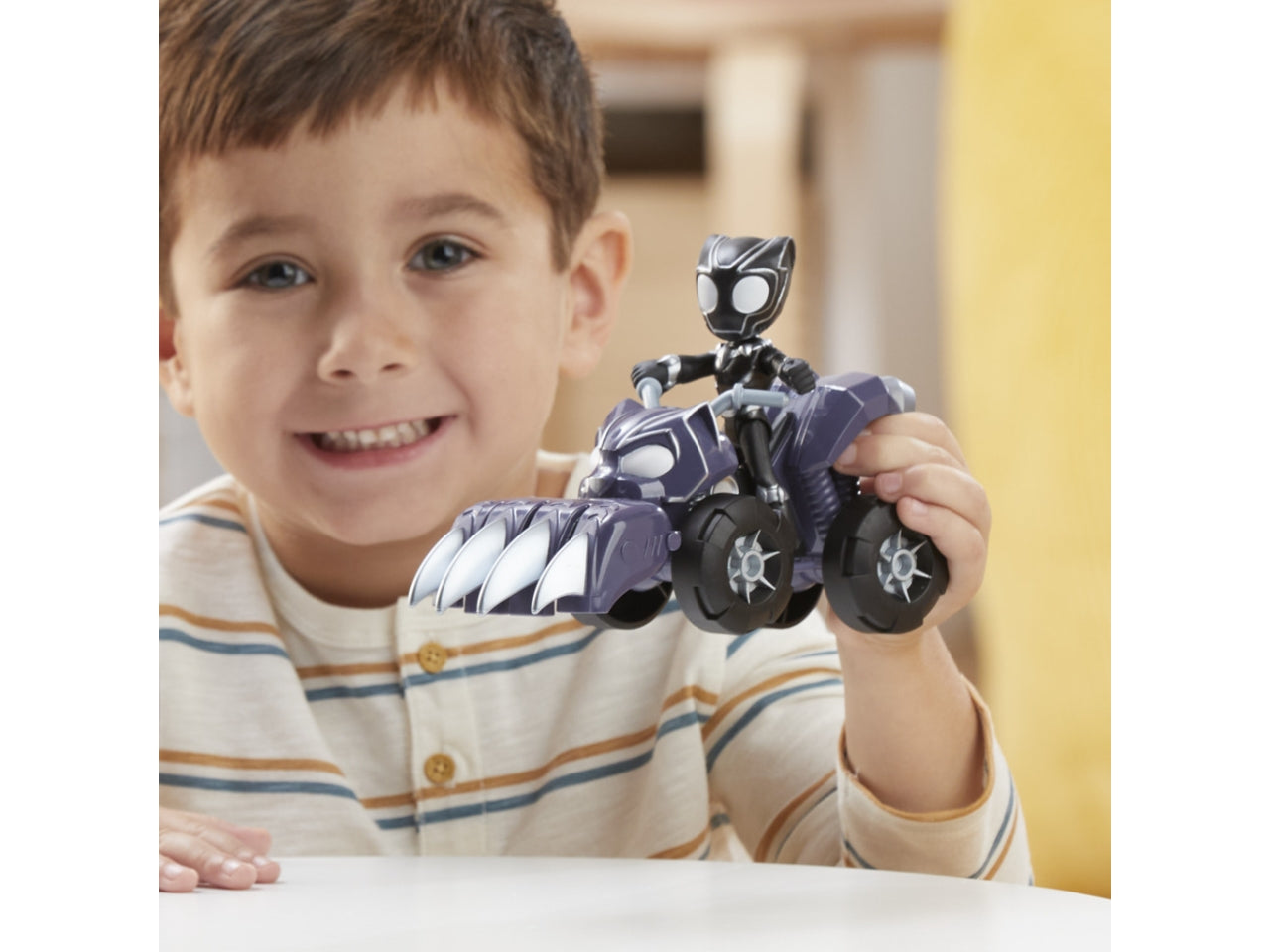 Spidey veicolo con personaggio e accessori - black panther