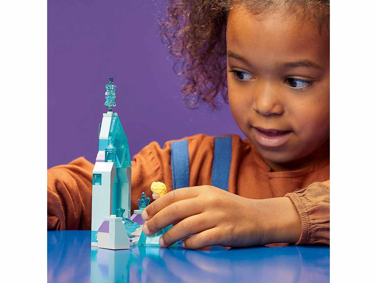 Lego disney princess il cortile del castello di elsa