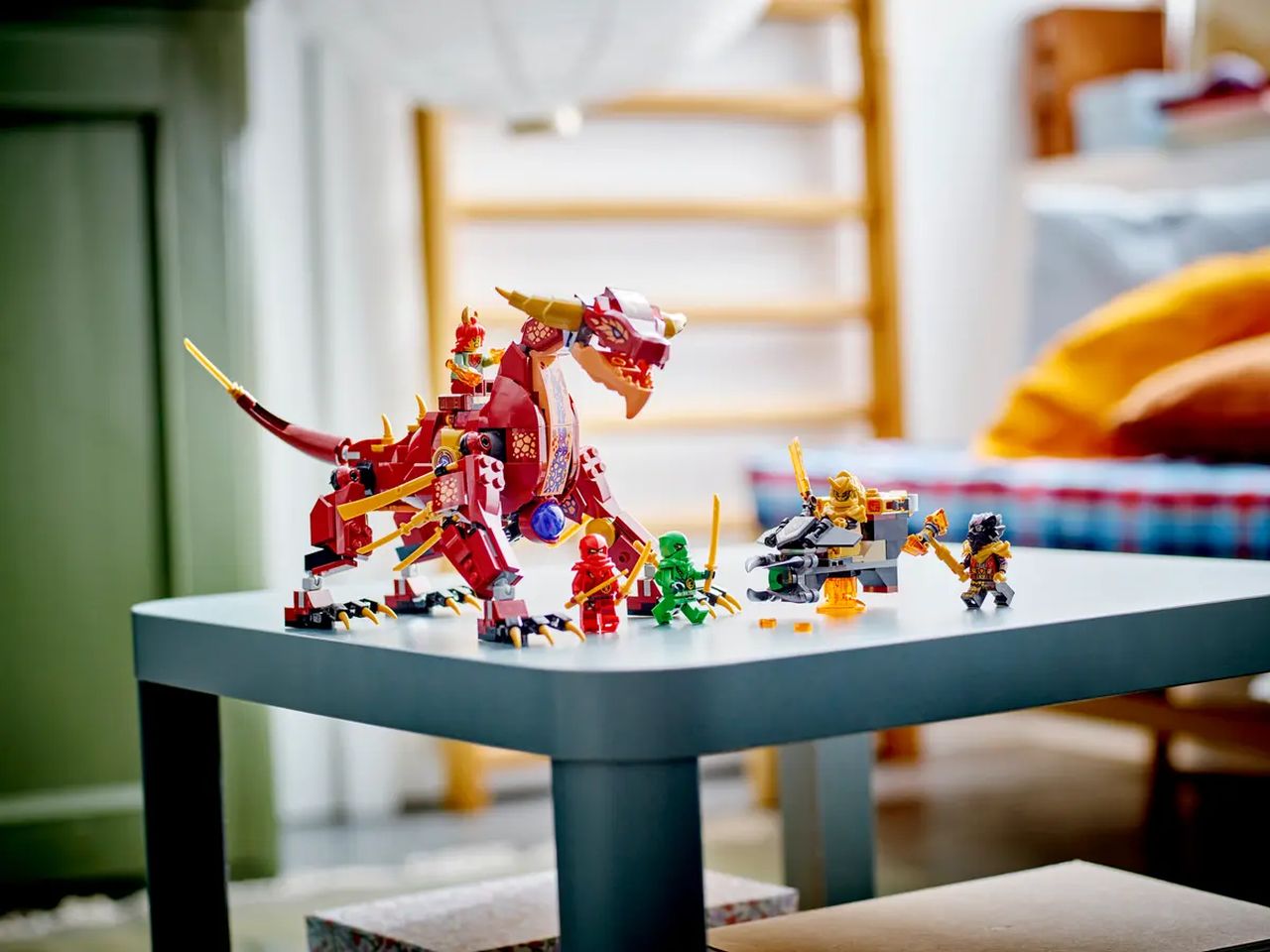Lego Ninjago Dragone di Lava Transformer Heatwave 71793